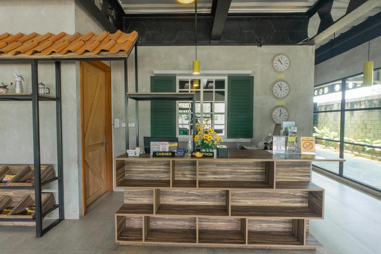 Hotel Summerville Маджаленка Екстериор снимка