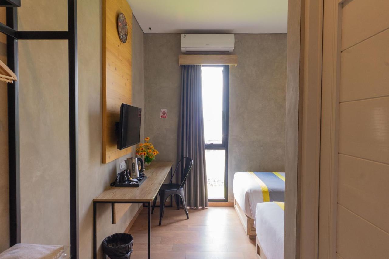 Hotel Summerville Маджаленка Екстериор снимка